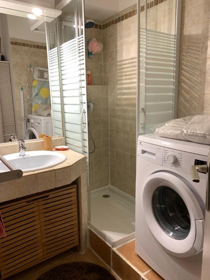 Appartement Rue De L'Amarrage A Port Grimaud Avec Terrasse Vue Canaux Et Garage エクステリア 写真