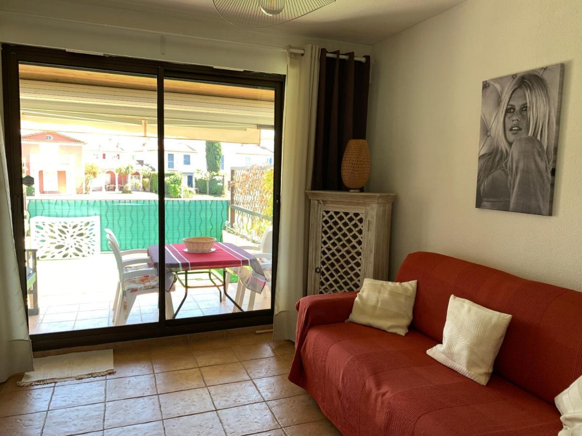 Appartement Rue De L'Amarrage A Port Grimaud Avec Terrasse Vue Canaux Et Garage エクステリア 写真