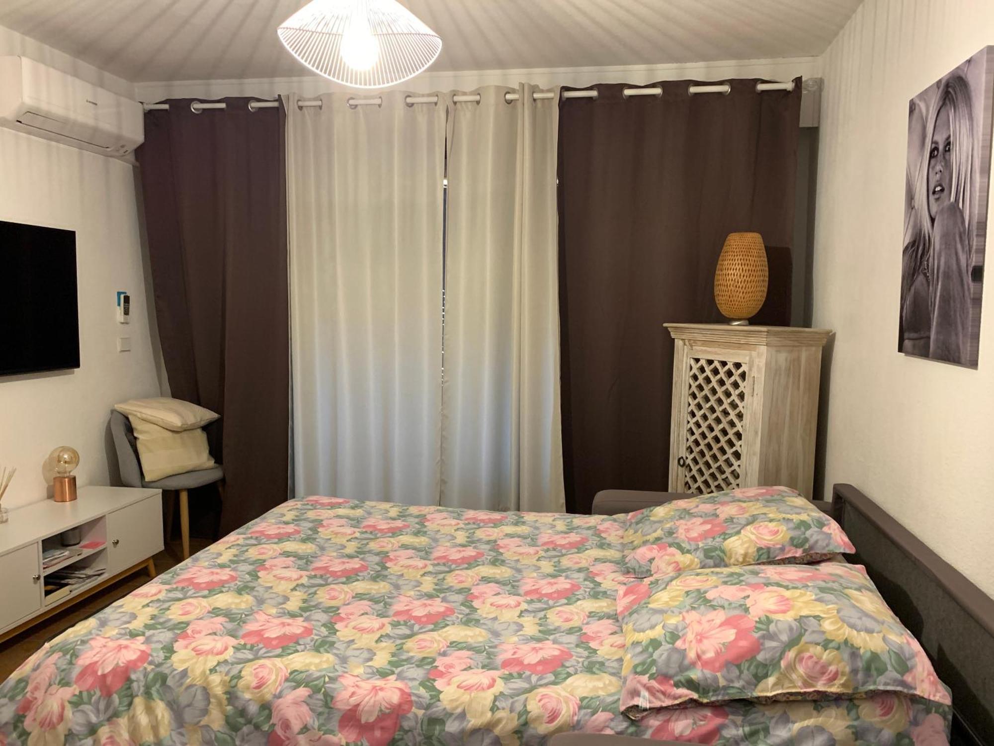 Appartement Rue De L'Amarrage A Port Grimaud Avec Terrasse Vue Canaux Et Garage エクステリア 写真